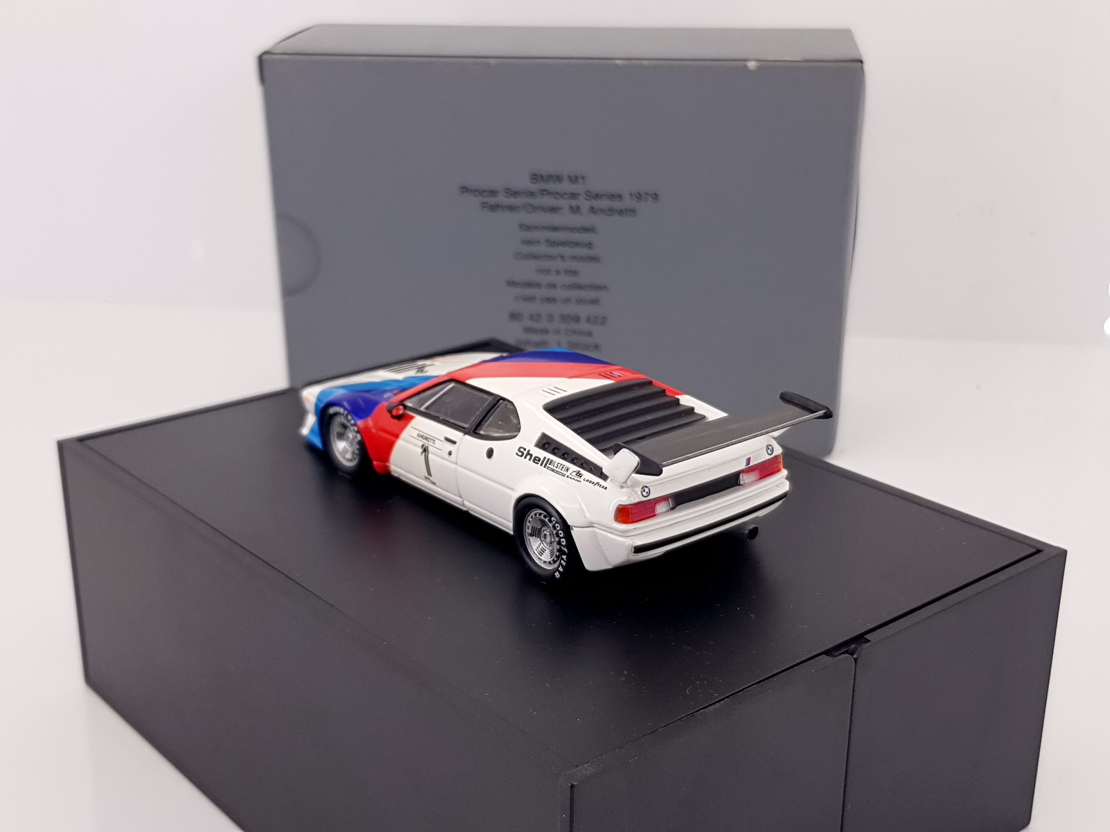 ミニカー 1/43 BMW M1 collector's model. Dealer 1:43 BMW M1 Procar 1979 #1(E26) Mario Andretti