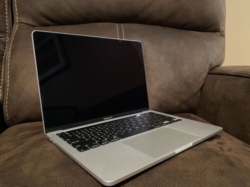 APPLE MACBOOK PRO 13 INCHES, INTEL i5, 16GB RAM, 1TB SSD. SILVER. TOUCH BAR. | eBay APPLE MACBOOK PRO 13 INCHES, INTEL i5, 16GB RAM, 1TB SSD. SILVER. TOUCH BAR. | eBay
