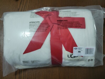 UGG BARTLET THROW Double Sided Fleece 50'' x 70'' Cream SEALED AUTHENTIC 