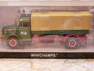 MINICHAMPS MAN F8 1953 CANVAS TRUCK GREEN/ RED 1:43 ART. 439070020 RARE