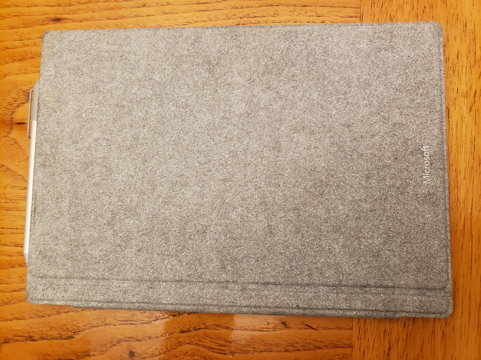 Microsoft Surface Pro 4 Bundle with type cover and pen [i5 |8GB Ram|240GB SSD]