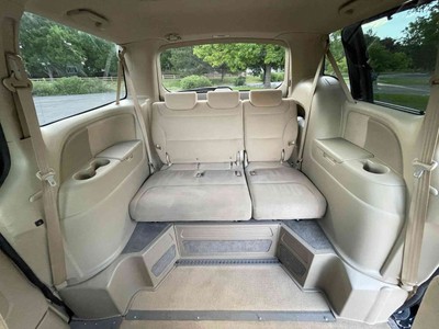 image 4 of interior