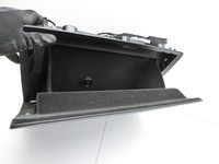 Audi Q3 8U 11-14 Handschuhfach Handschuhkasten Audi Q3 8U 11-14 25.04.2013 8U1857124B gebraucht Vorschau 4