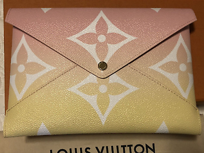 Louis vuitton online kirigami clutch