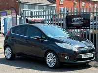 2010 Ford Fiesta 1.4 Titanium 5dr HATCHBACK Petrol Manual