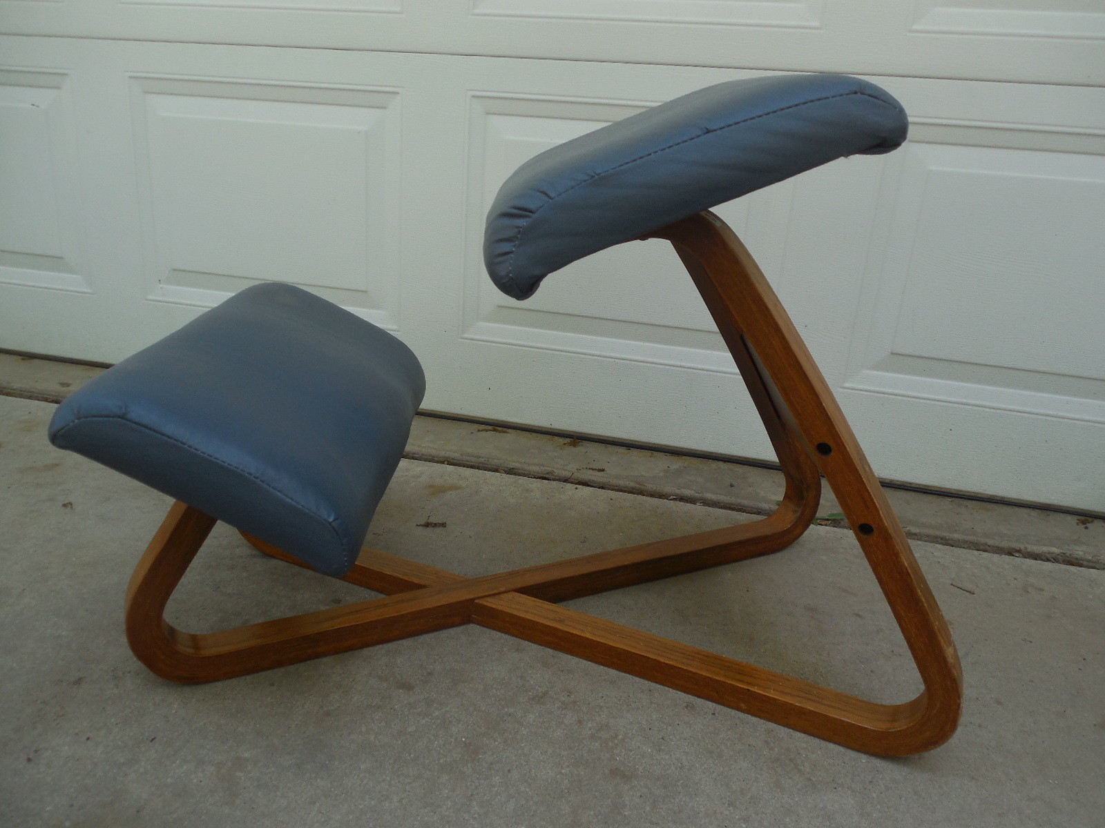 Vintage Bent Wood Ergonomic Kneeling Posture Chair Criss Cross Design