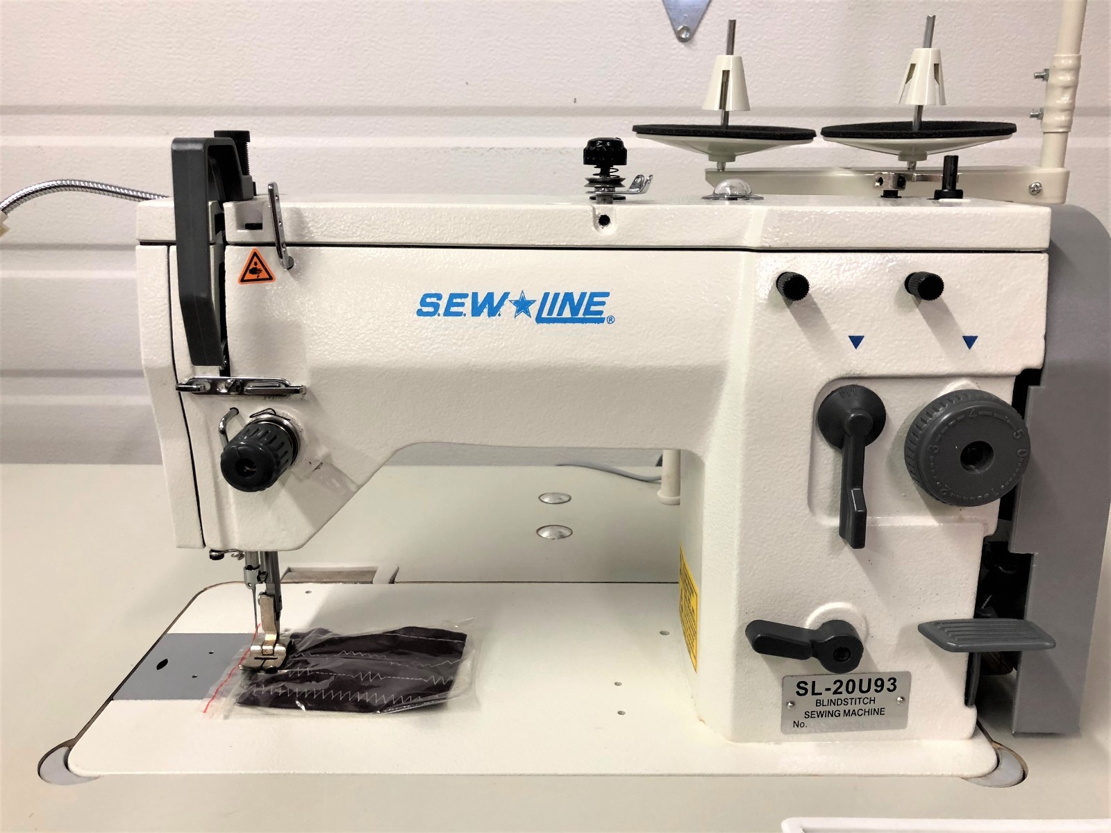 RILY Sewing Machine Logo Tee SS Mサイズ RILY Sewing Machine Logo Tee SS Mサイズ