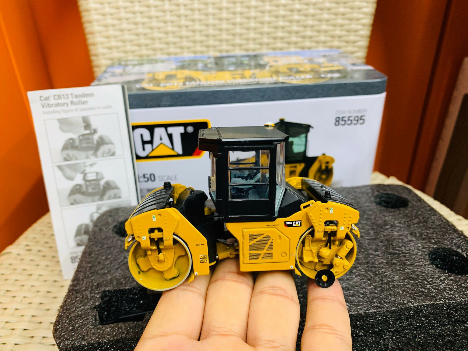 Caterpillar Cat CB13 Tandem Vibratory Roller CAB 1/50 Scale