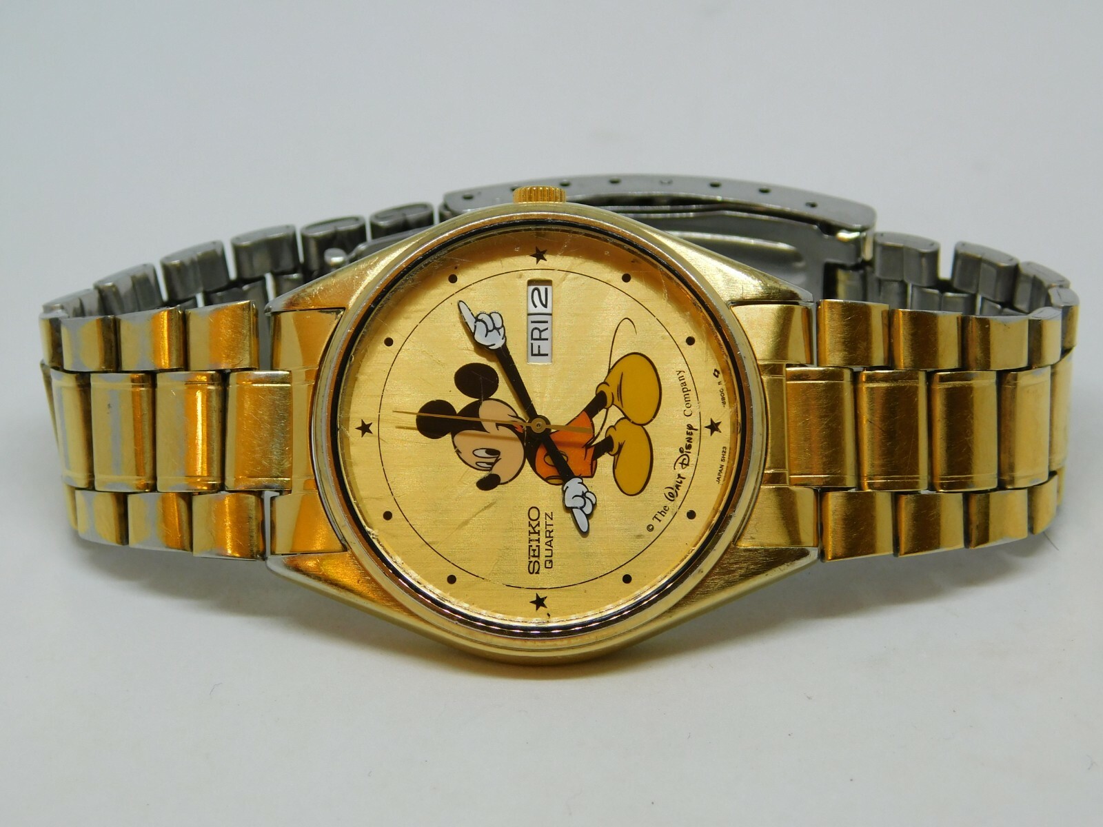Seiko 5H23 8A09 Disney Moving Arms Quartz Men s Watch Sz. 6 1 2 New Battery eBay