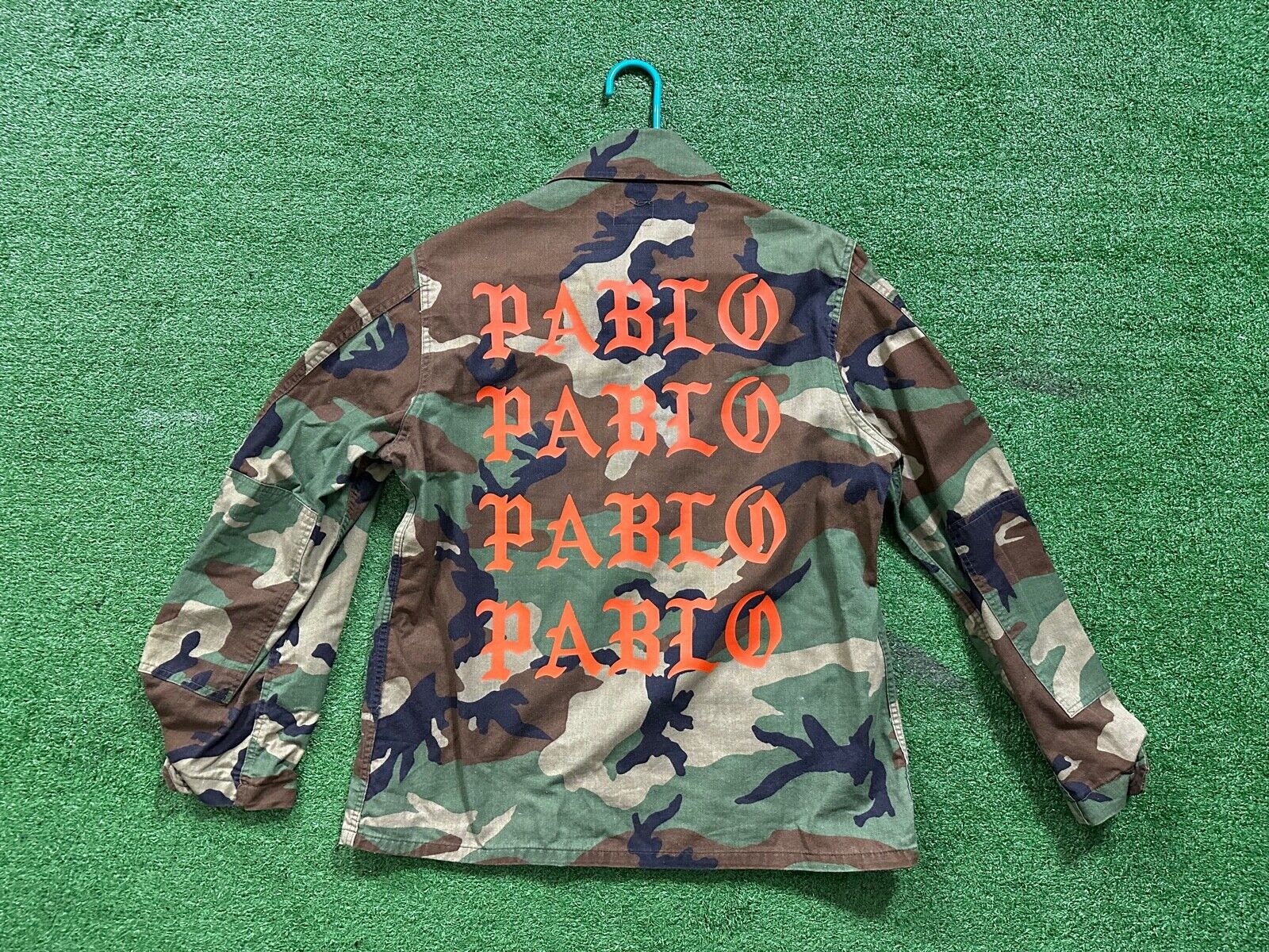 The Life of Pablo TLOP Kanye West Yeezy BDU Camo jacket | eBay The Life of Pablo TLOP Kanye West Yeezy BDU Camo jacket | eBay