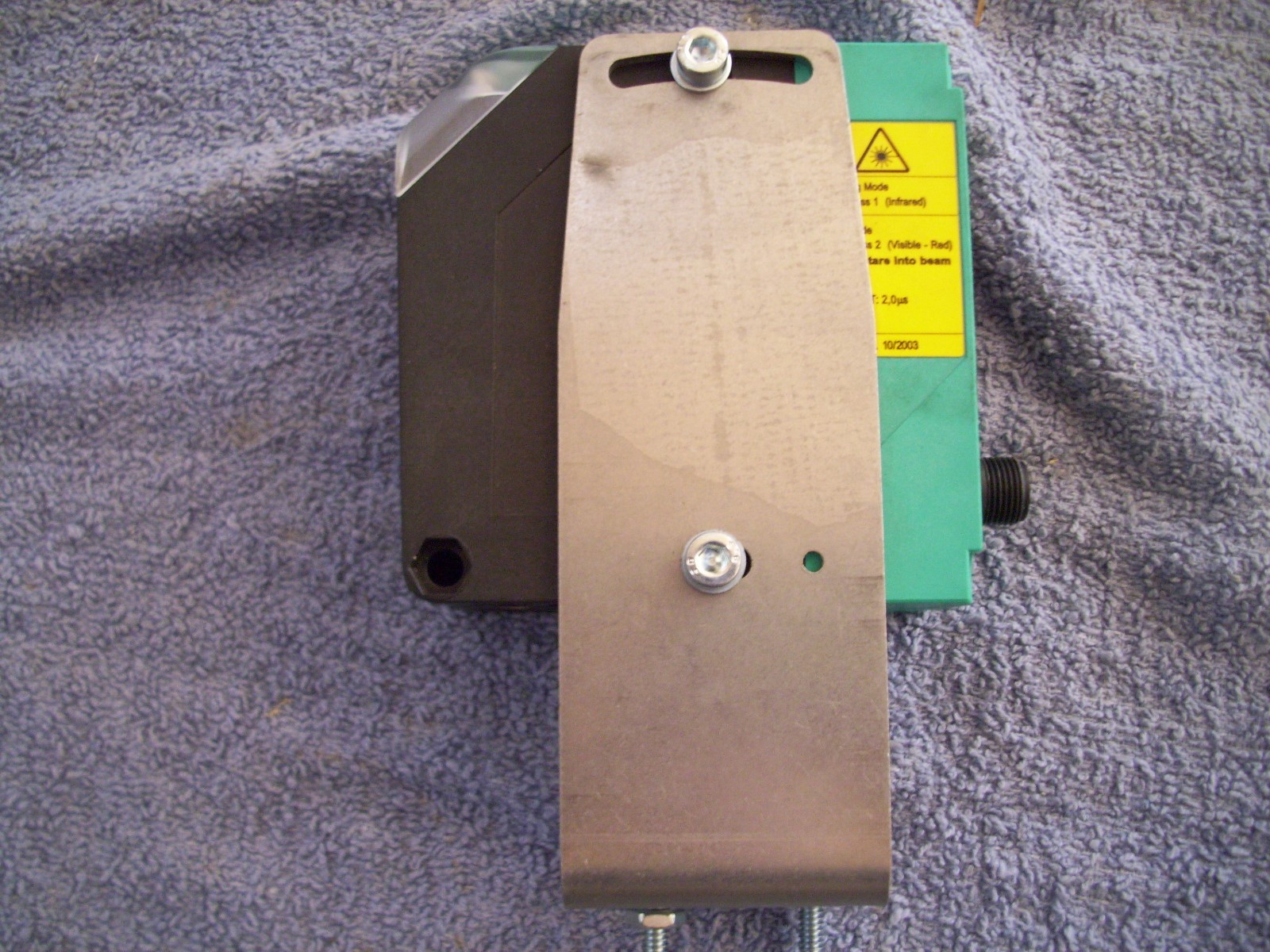 Pepperl+Fuchs Distance Sensor W/5-Pin M12X1 Connector VDM35-30-R/20/105/122 *