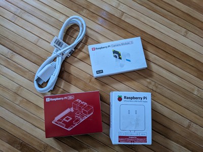 Raspberry pi 3b+ 3b plus, cameraNoIr Module 3, micro USB Power supply bundle NEW