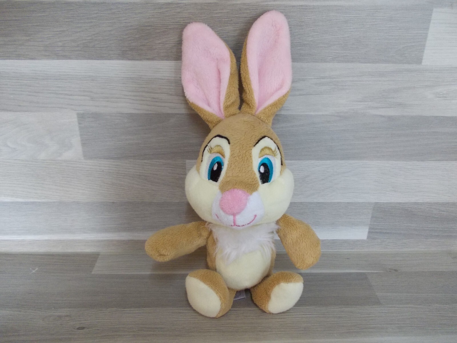 Uni-Toys Plüschhase Klopfer – Naturrealistisches Kuscheltier, 100 % Recycling-Füllung