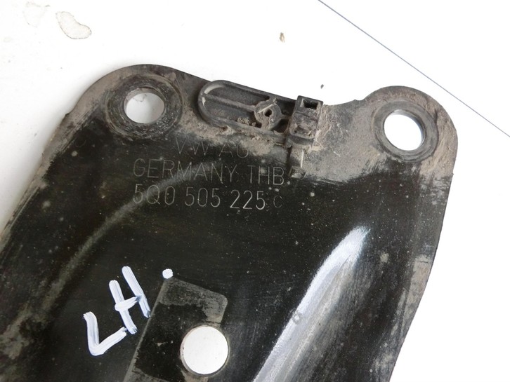 Audi A3 8V 8VS 16-20 Lim Querlenker Links Hinten Audi A3 8V 8VS 16-20 18.12.2019 5Q0505225C gebraucht Vorschau 4
