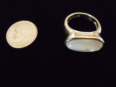 CUTE VINTAGE STERLING SILVER MOP MOTHER OF PEARL RING SIZE 5.5