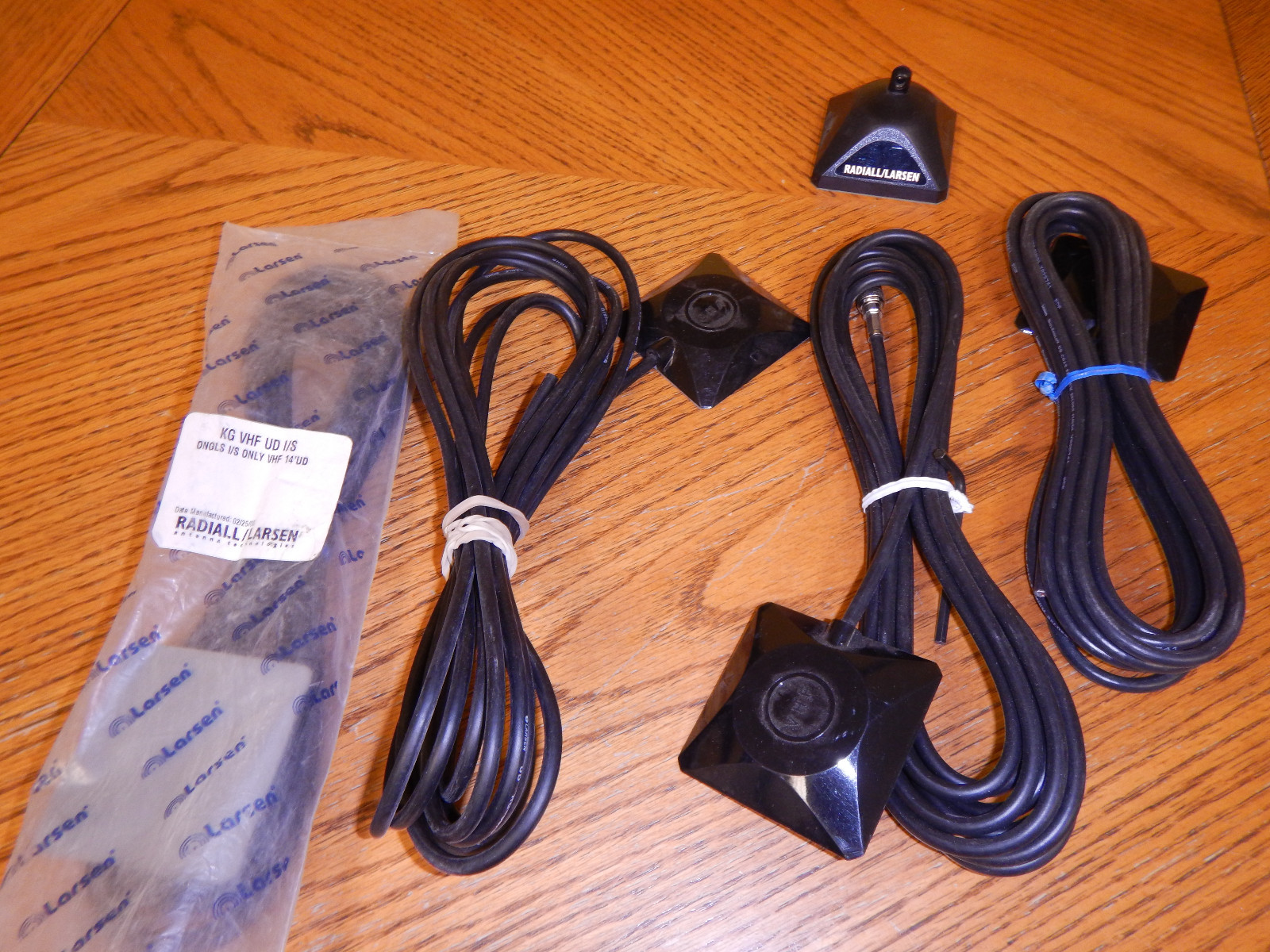 Larson VHF Antennass