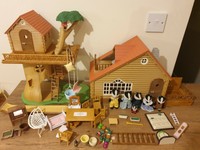 sylvanian families treehouse and log cabin