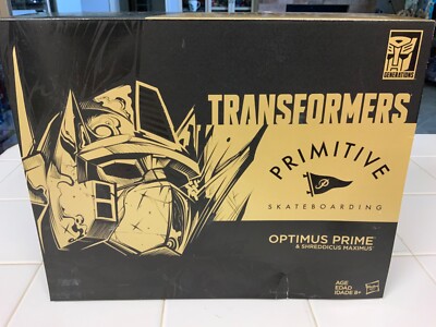 Transformers 2017 SDCC Primitive Skateboarding OPTIMUS PRIME 