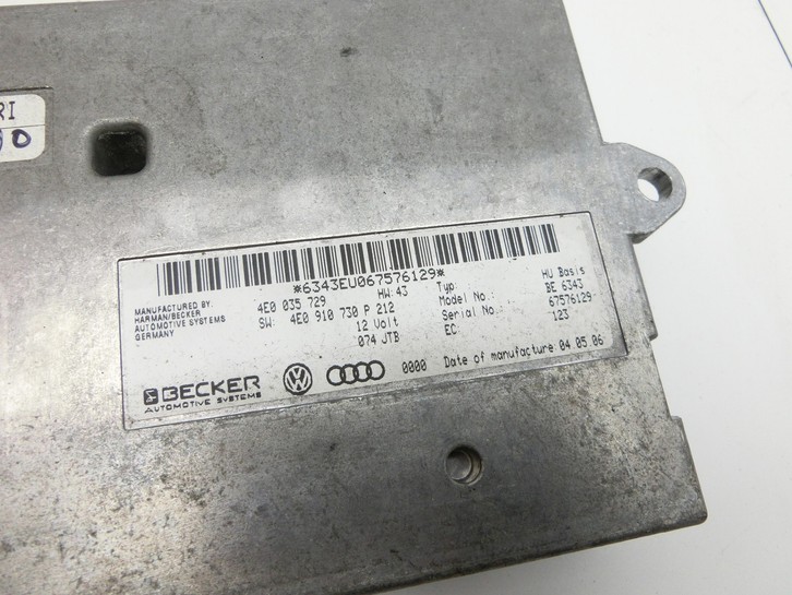 Audi A8 4E 05-08 Steuergerät Multimedia MMI Interface Interfacebox Audi A8 4E 05-08 17.05.2006 f4E0910730PX... Vorschau 2