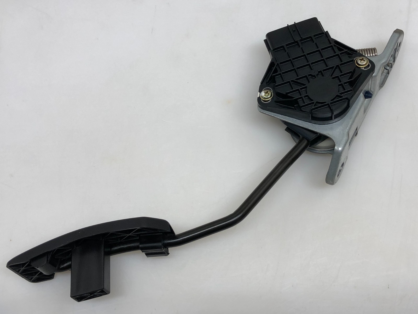 バルト Nissan X-Trail T30 2.2 84kw Accelerator Pedal 18002 8h810