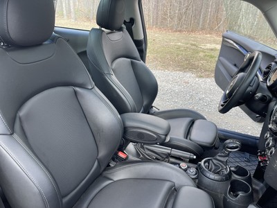 image 2 of interior