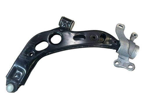 トイプー BMW Wishbone with rubber mount, right 31126879844 1' F40 2