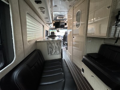 image 9 of interior