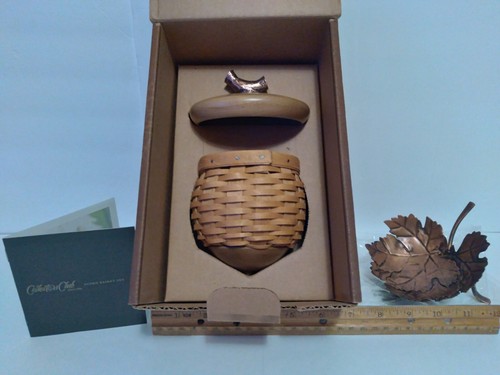 Longaberger - Baskets - New (Open) - Collector's Club Acorn