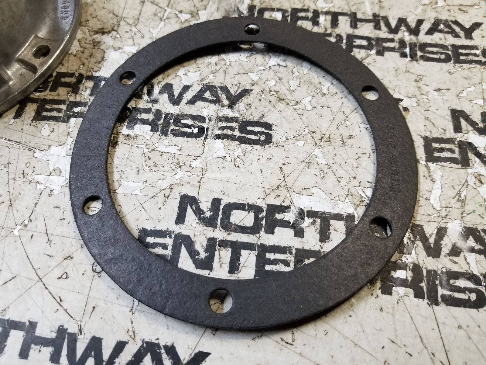 348-4009 STEMCO TRAILER HUB CAP - Picture 3 of 9