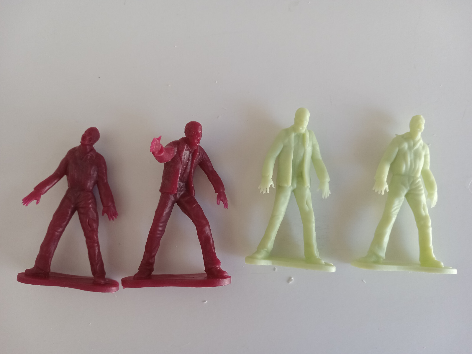 Zombie Men Living Dead Walking BIG LOT Horror Undead Monster Halloween NEW