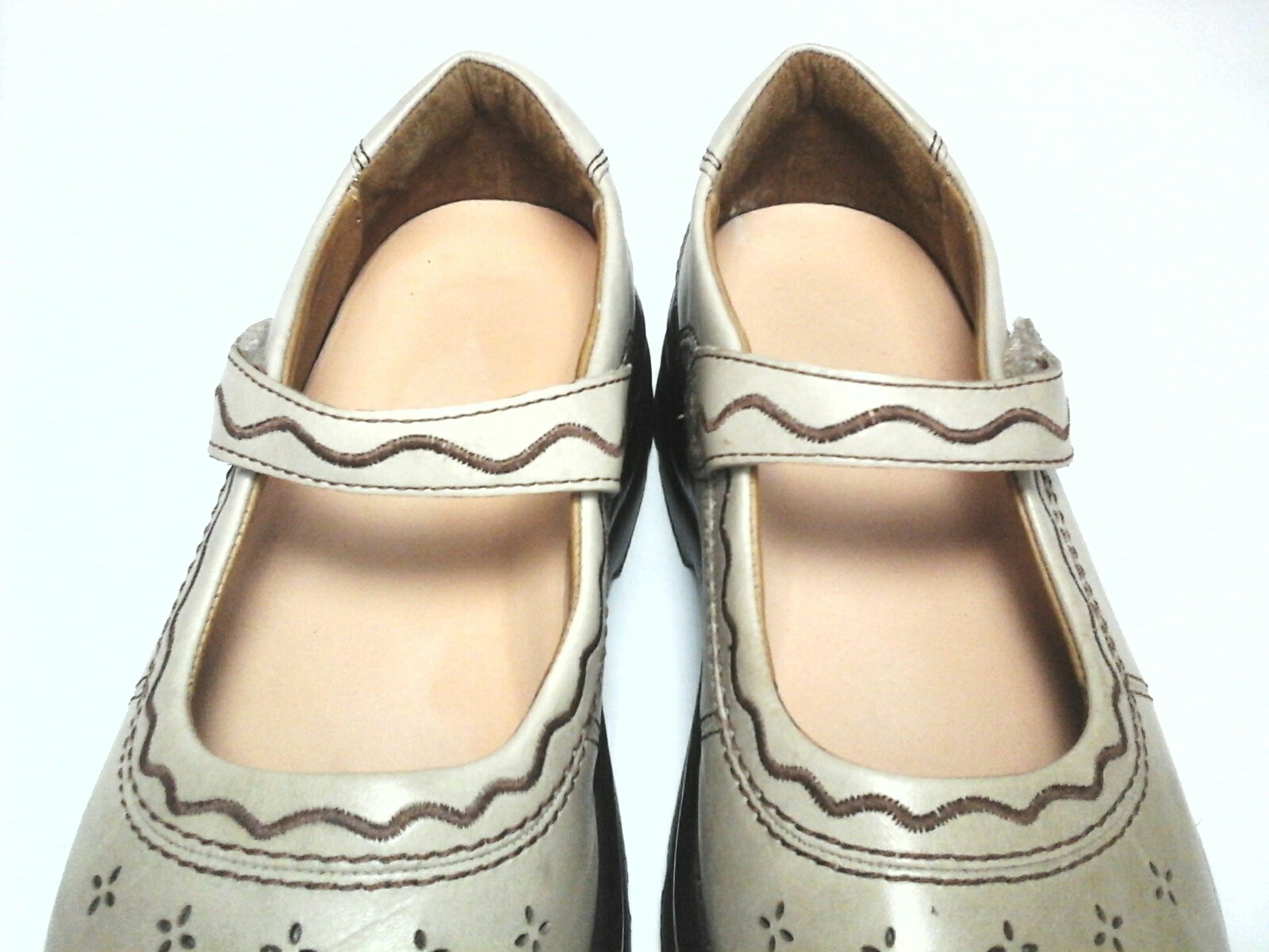 branded slippers at low price for men