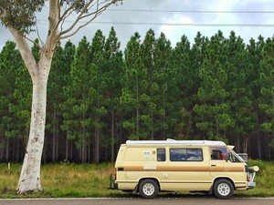 Toyota hiace 1985