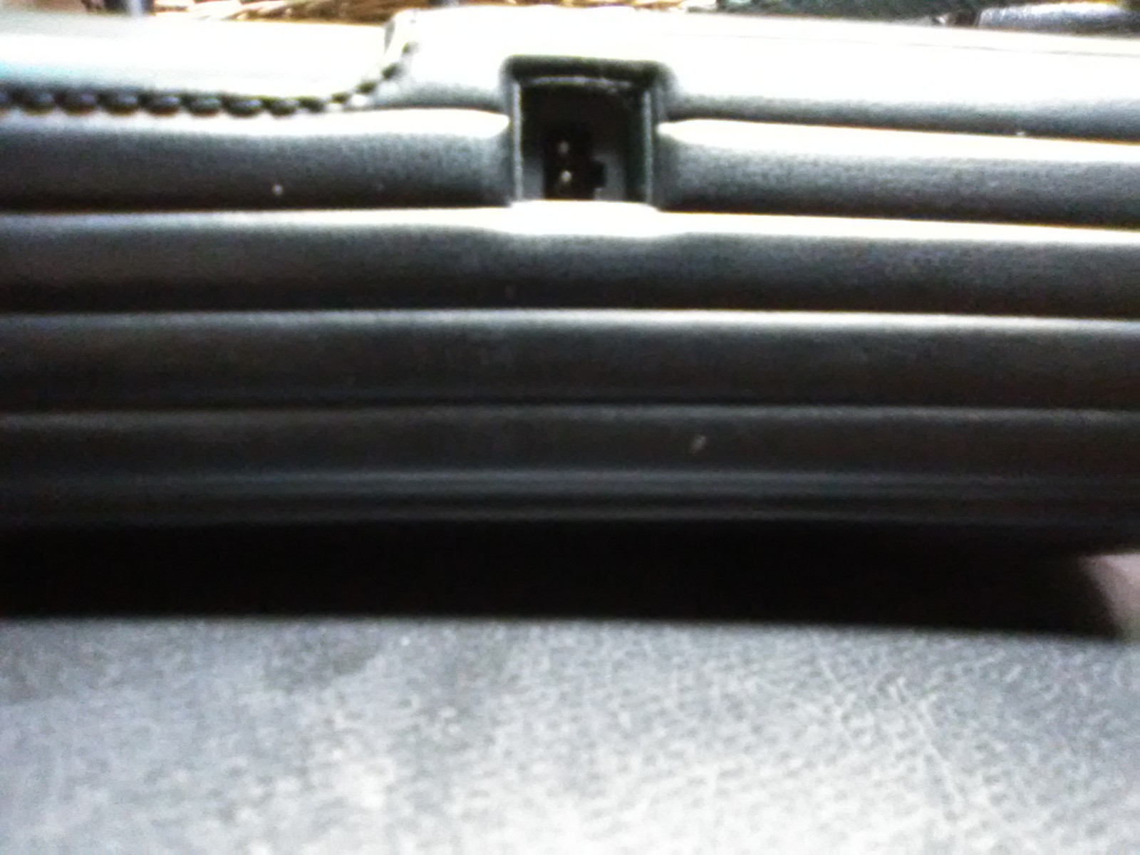 DRUCK UNOMAT MVX PROCESS SIGNAL MULTI CALIBRATOR WITH CARRYING CASE