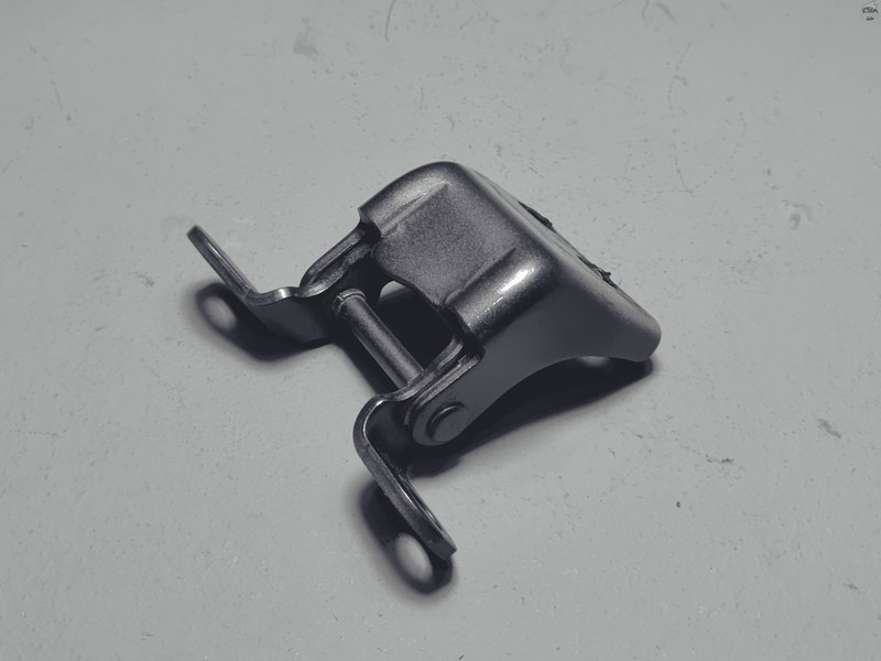 Used 2017-2026 Honda CR-V Front Passenger Side Door Lower Hinge OEM
