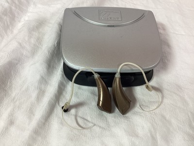 NuEar Digitally Programmable Receiver-In-Canal Hearing Aids In Case