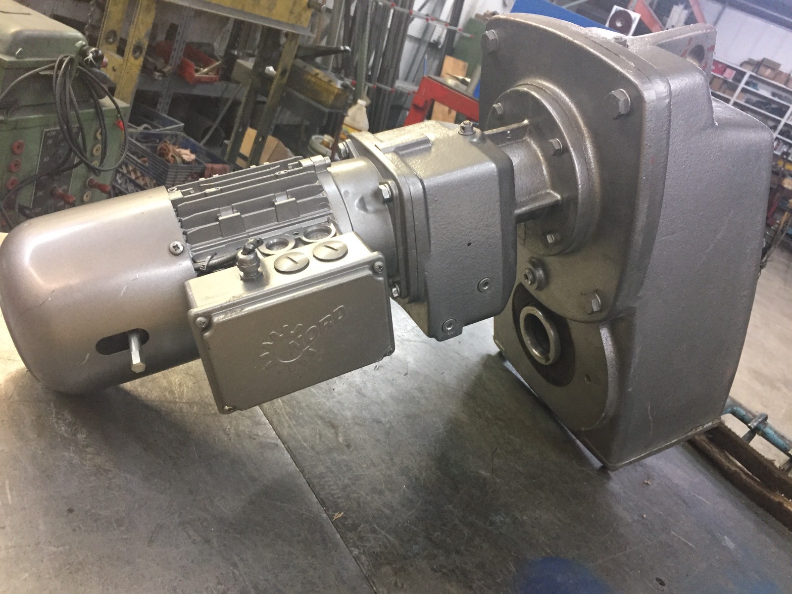 Nord Parallel Shaft Gear Unit w/.5 Hp Motor Type:SK4282 Nord Parallel Shaft Gear Unit w/.5 Hp Motor Type:SK4282