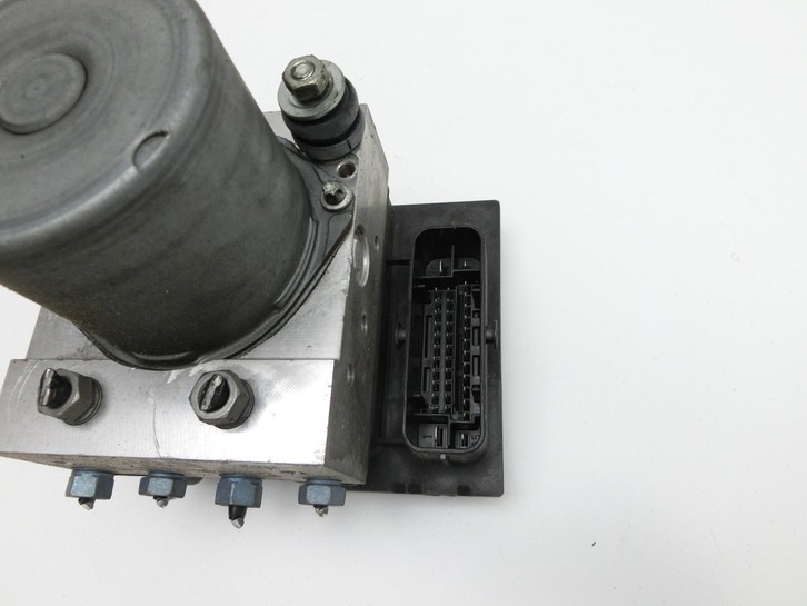 Audi A6 4F C6 08-11 ABS Steuergerät Aggregat Hydraulikblock Audi A6 4F C6 08-11 10.03.2009 4F0614517BC 4F0614517BA... Vorschau 3