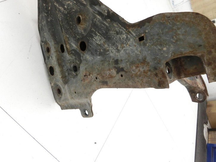 Ford Tourneo Connect 09-13 2,0d 75KW Vorderachse Motorträger Motorhalter Achsträger Ford Tourneo Connect 09-13... Vorschau 8