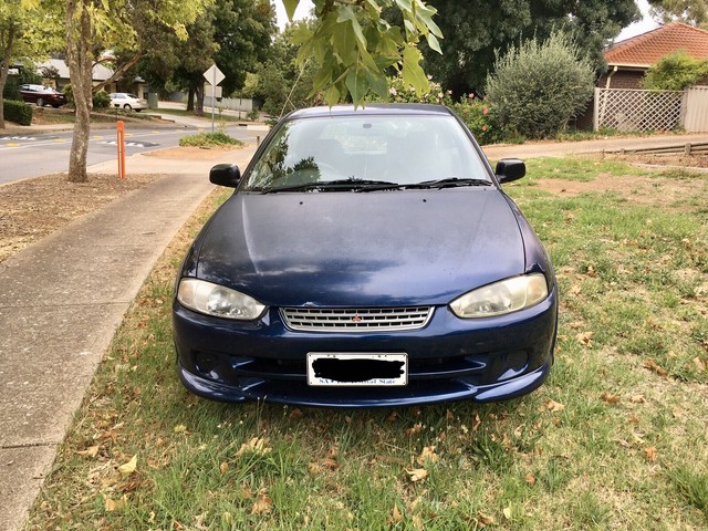 Mitsubishi mirage 2002