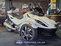 2010 CAN-AM SPYDER RSS ROADSTER SE5 SEMI AUTO TRIKE EXTRA'S 12,000 MILE'S 