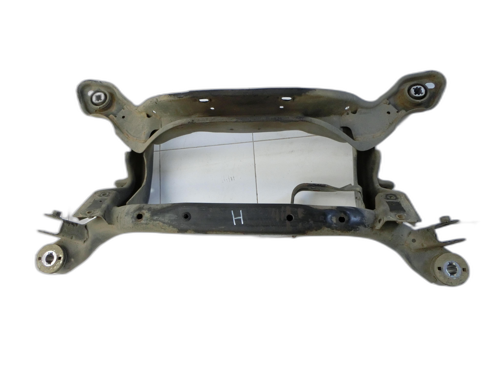 Volvo V60 I D3 13-18 Kombi Hinterachse Achse Achsträger  - Bild 1