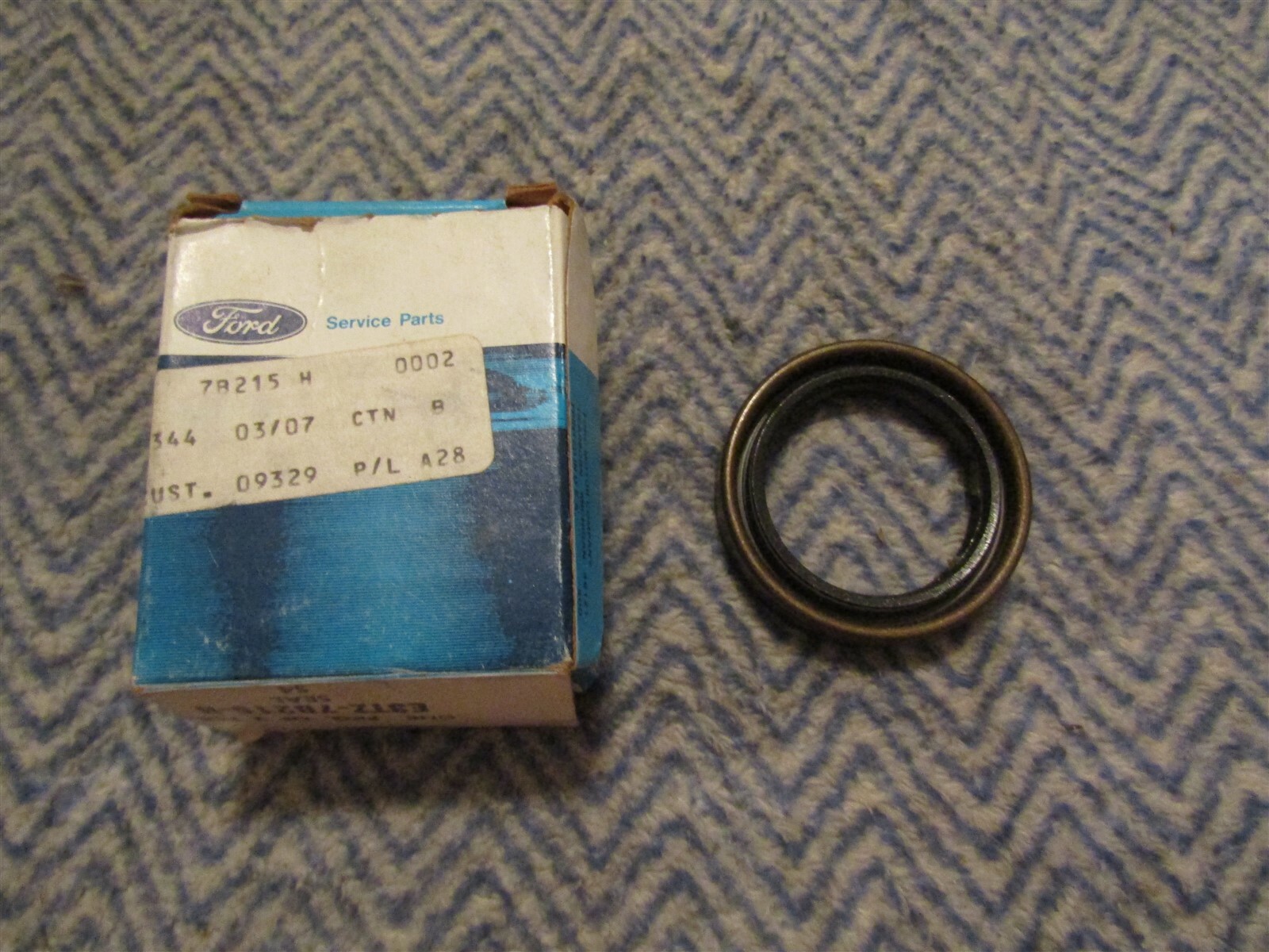ベルリリー様 確認用 5点(7月2日)／EN-1172～EN-1176 NOS FORD PART NUMBER E3TZ-7B215-H SEAL NEW GENUINE FORD | eBay