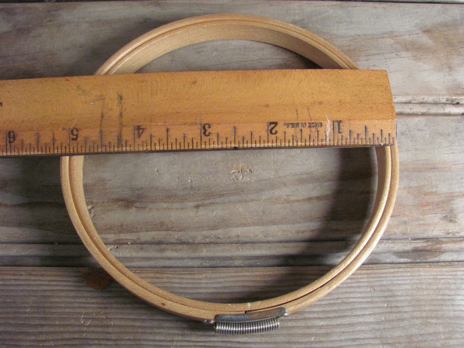 Vintage wooden embroidery hoop 5