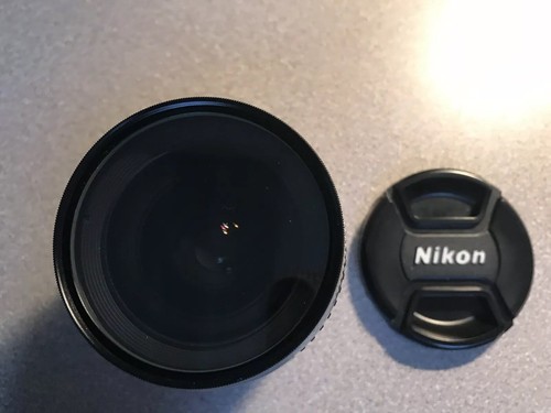 Nikon AF G Nikkor 28-80mm & 70-300mm TWO FX lens SET With HB-26 Lens Hood EX.