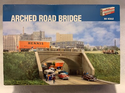 Walthers Cornerstone #933-3196 HO Scale Arched Road Bridge Kit