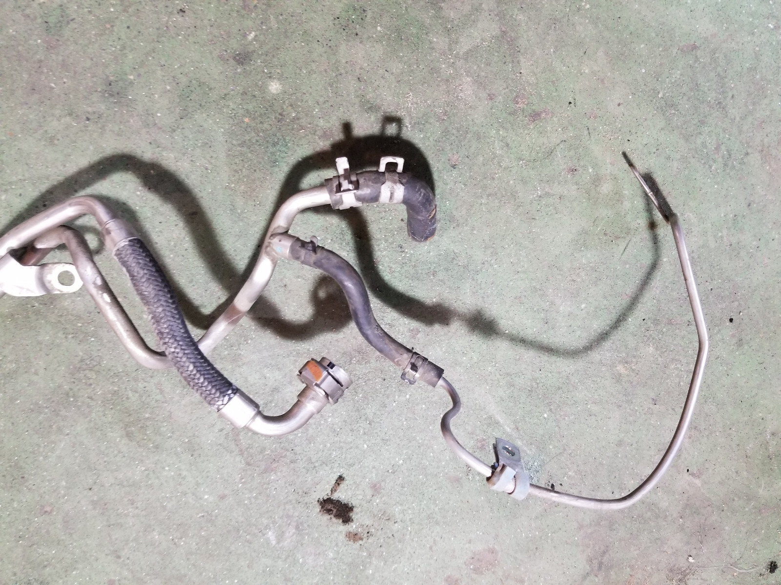 L5P 6.6L DURAMAX GM FUEL FEED AND RETURN LINES  12707895 - Picture 4 of 6