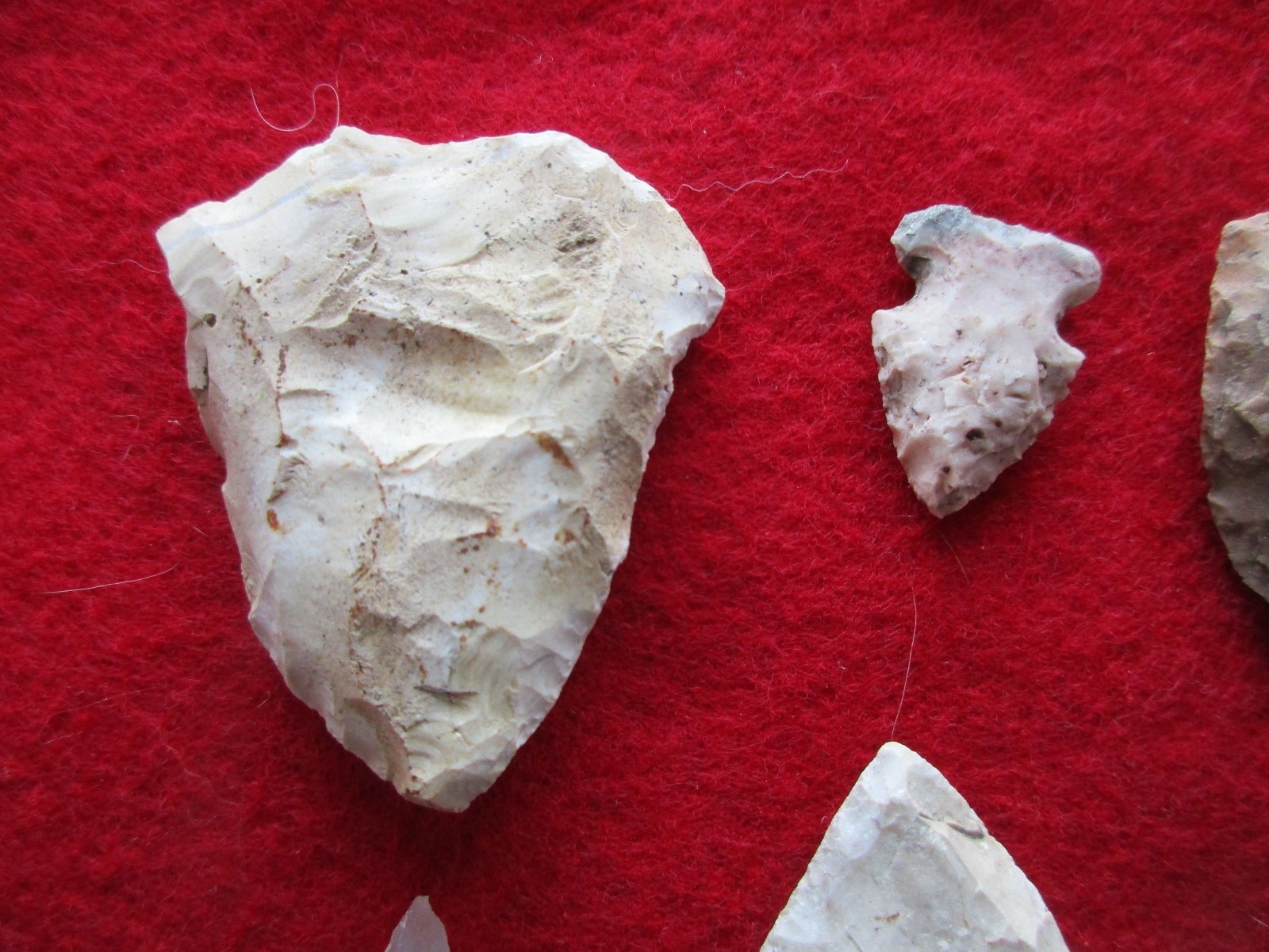 NICE GROUP OF 10 ARROWHEADS, VARIETY OF TYPES & SIZES,   #WHA-0109