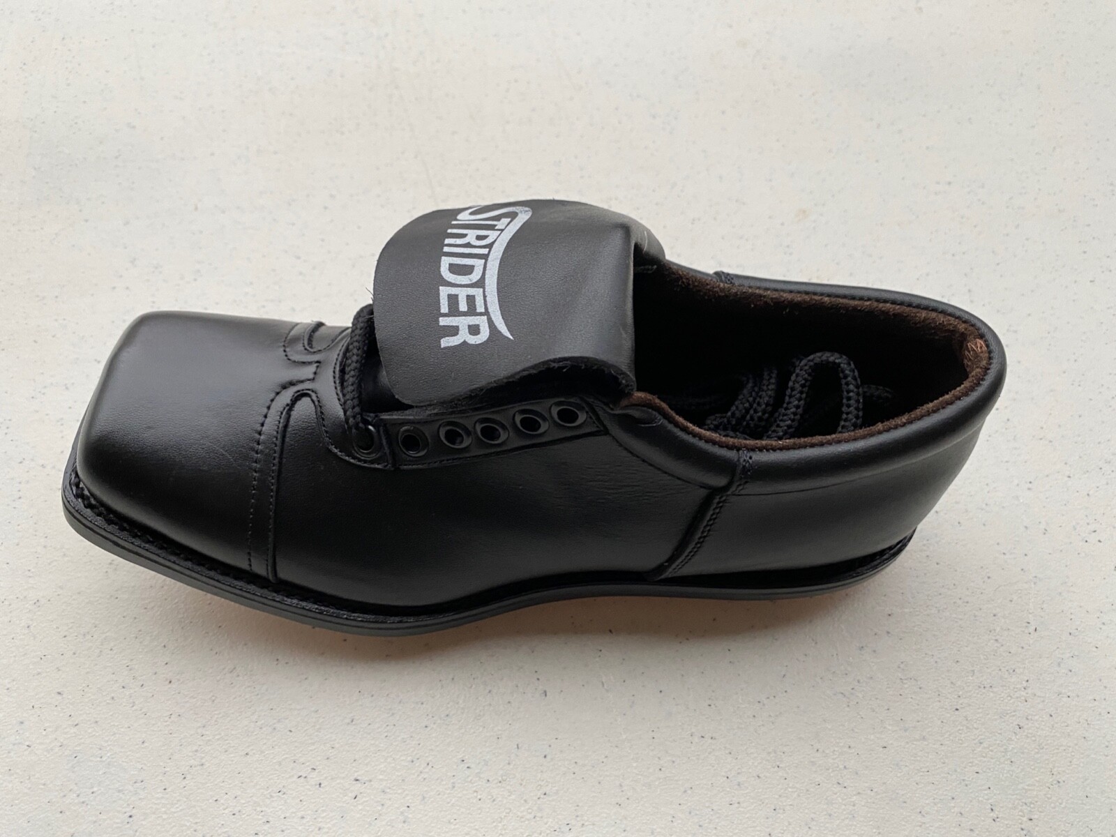 Strider Square Toe Football Kicking Shoe - LEFT FOOT Size 7