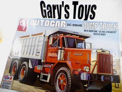 AMT 1/25 Autocar DC-9964B Dump Truck Montone Heated Body Plus Free Shipping