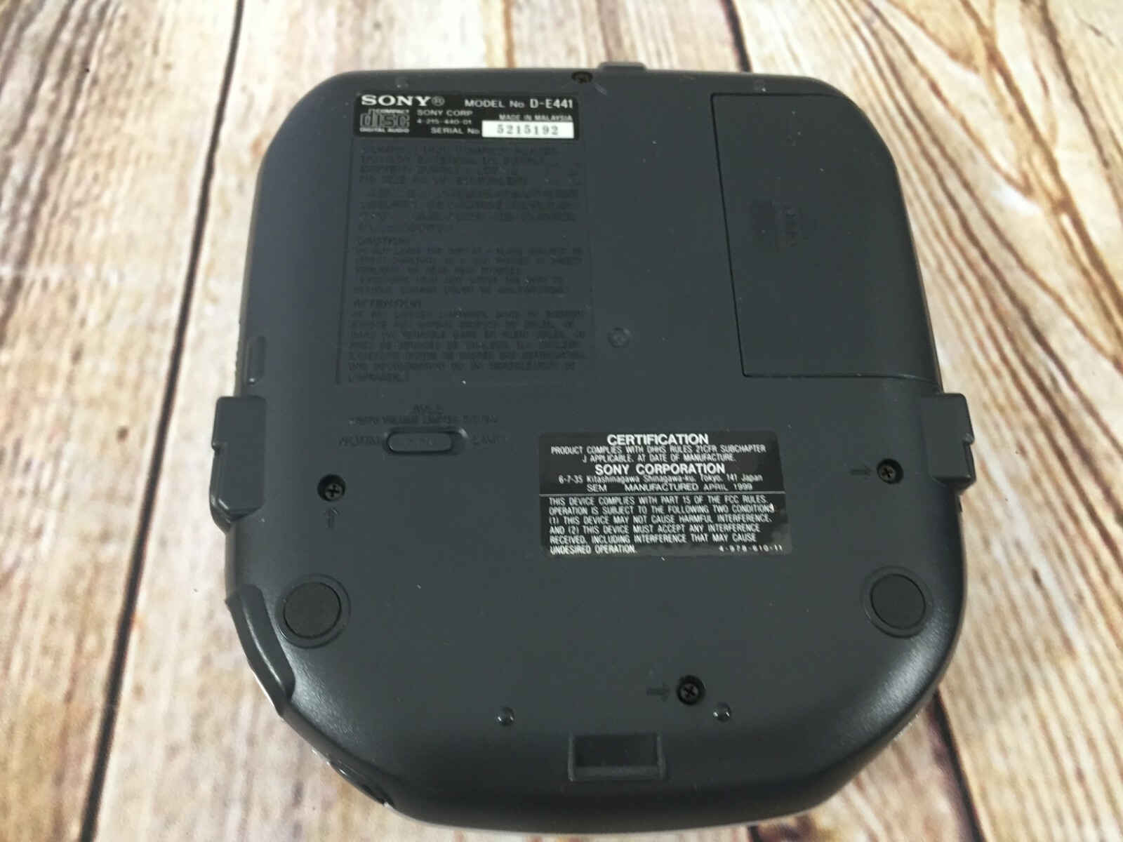SONY D-E441 DISCMAN Groove ESP2 Electronic Shock Protection Works Great